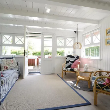 Сasa de vacaciones Three-bedroom Holiday Haderslev With Sea View 02